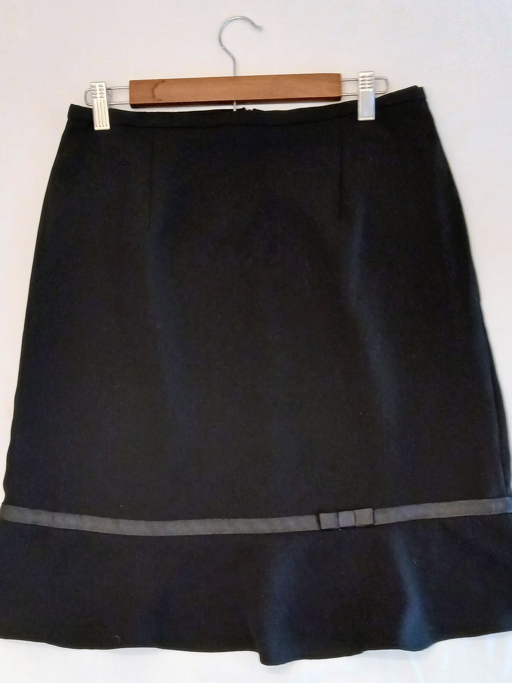 Perceptions New York Ruffled Bow Hem Black Midi Skirt Size 10 Polyester